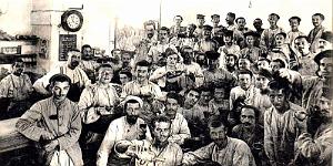 1393- Alger -1er Zouaves - Cantine Marchal2